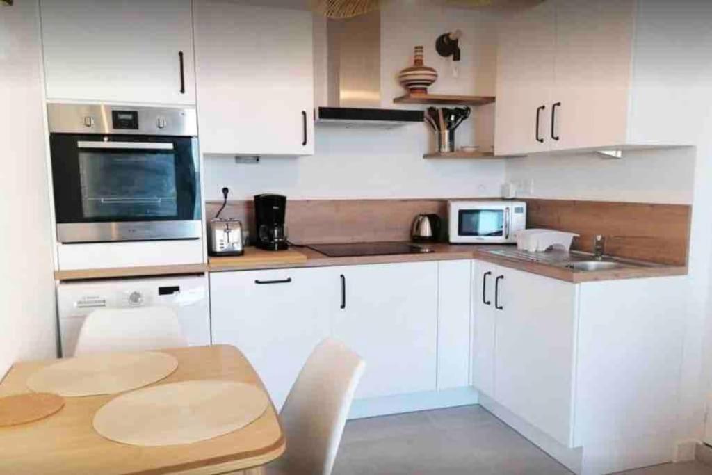 Maisonnette Pour 2 Personnes - Vue Mer - Plage A 100 Metres ปลูบาซลาเนค ภายนอก รูปภาพ